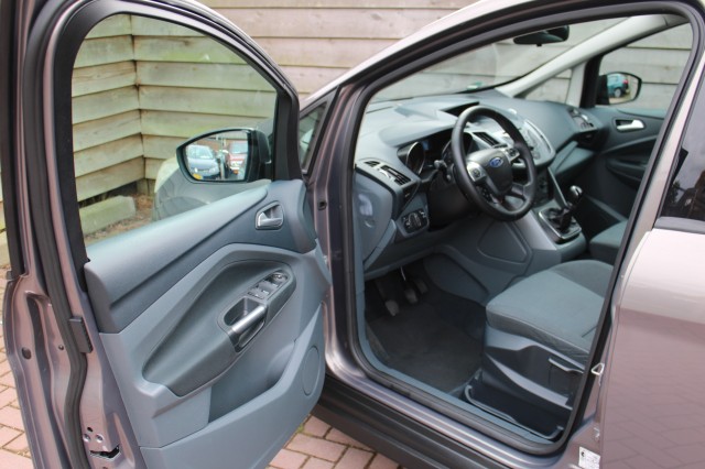 FORD C-MAX 1.6 125pk Trend Airco/Cruise/PDC, Autobedrijf Roetert, Loenen