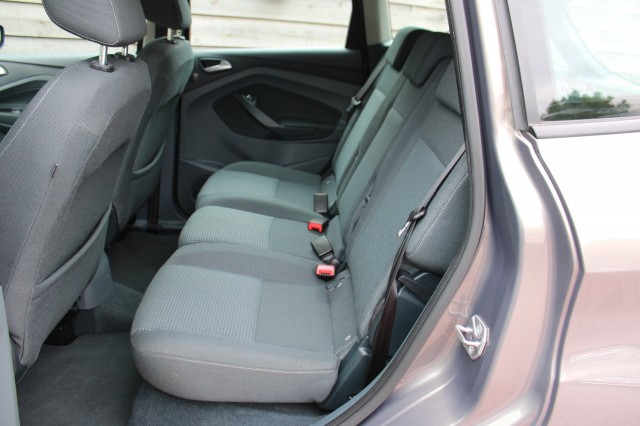 FORD C-MAX 1.6 125pk Trend Airco/Cruise/PDC, Autobedrijf Roetert, Loenen