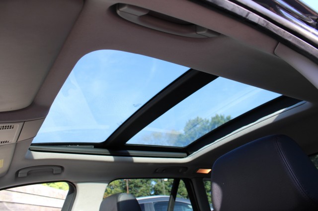 BMW X1 xDrive28i 258pk Automaat Executive ECC/Leer/Navi/Panodak/Stoelverw/Trekhaak, Autobedrijf Roetert, Loenen