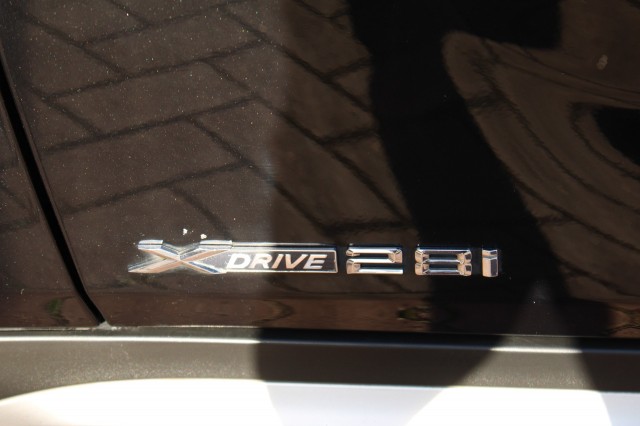 BMW X1 xDrive28i 258pk Automaat Executive ECC/Leer/Navi/Panodak/Stoelverw/Trekhaak, Autobedrijf Roetert, Loenen