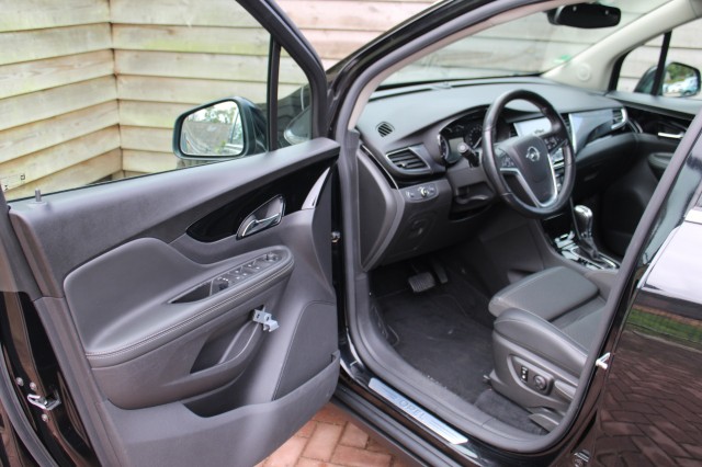OPEL MOKKA X 1.4T 140pk Innovation automaat ECC/camera/cruse/half leer/navi/PDC, Autobedrijf Roetert, Loenen