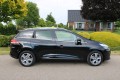 RENAULT CLIO Estate 0.9 TCE Night&Day airco/cruise/navi/Aux+USB/lm velgen, Autobedrijf Roetert, Loenen