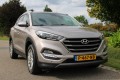 HYUNDAI TUCSON 1.6 T-GDI 177pk Comfort automaat 4WD ECC/cruise/navi/camera, Autobedrijf Roetert, Loenen