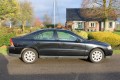 VOLVO S60 2.4 170pk Kinetic Chrono ECC/cruise/navi/PDC/half leer/trekhaak, Autobedrijf Roetert, Loenen