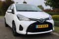 TOYOTA YARIS 1.0 VVT-I 69pk Aspiration airco/camera/lm velgen 5-deurs, Autobedrijf Roetert, Loenen