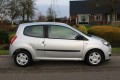 RENAULT TWINGO 1.2 16V 75pk Parisienne airco/Bluetooth/el.pakket 3-deurs, Autobedrijf Roetert, Loenen