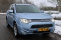 MITSUBISHI OUTLANDER 2.0PHEV 203pk Instyle automaat 4WD/leer/ECC/cruise/navi/schuifdak/standkachel/trekhaak, Autobedrijf Roetert