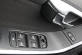 VOLVO V60 1.6 T3 150pk Kinetic ECC/cruise/navi/PDC/trekhaak, Autobedrijf Roetert, Loenen