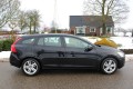 VOLVO V60 1.6 T3 150pk Kinetic ECC/cruise/navi/PDC/trekhaak, Autobedrijf Roetert, Loenen