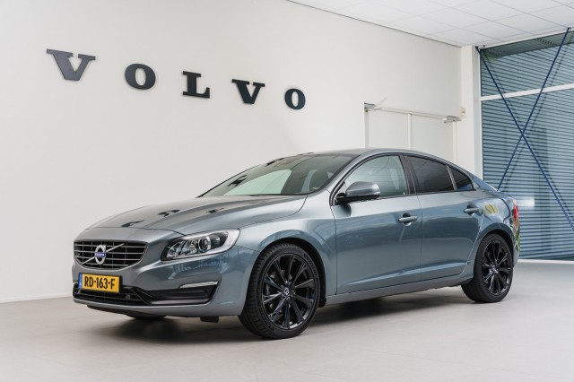 VOLVO S60 T4 Polar+ Dynamic, Automobielbedrijf S. van der Veen, Nijverdal
