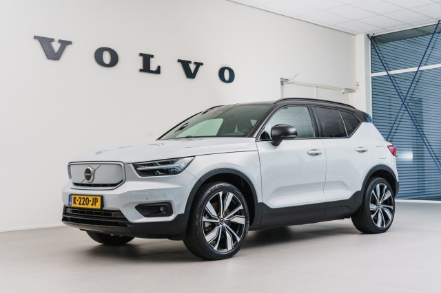 VOLVO XC40 RECHARGE P8 AWD, Automobielbedrijf S. van der Veen, Nijverdal