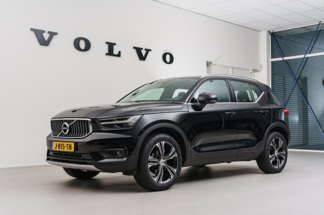 VOLVO XC40 T2 Inscription, Automobielbedrijf S. van der Veen, Nijverdal