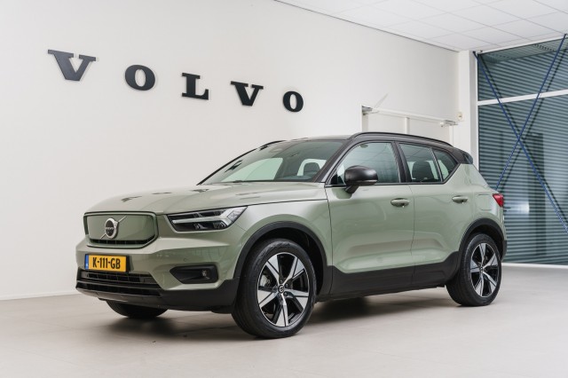 VOLVO XC40 P8 AWD R-Design, Automobielbedrijf S. van der Veen, Nijverdal