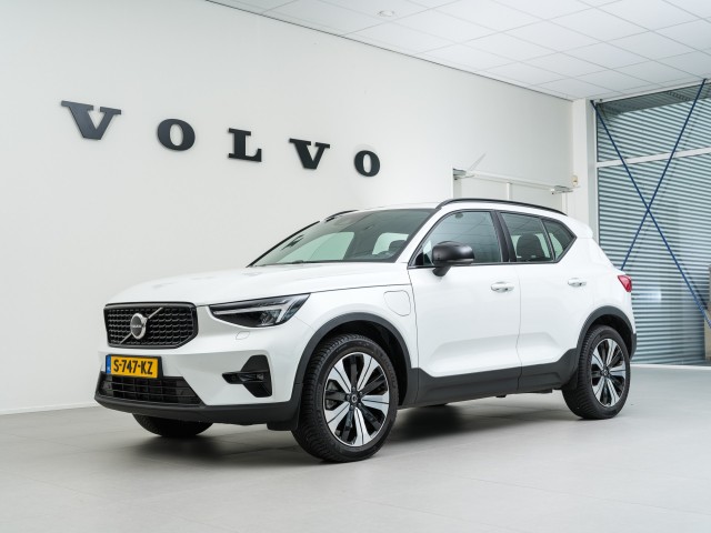VOLVO XC40 1.5 T4 ULT. DARK, Automobielbedrijf S. van der Veen, Nijverdal