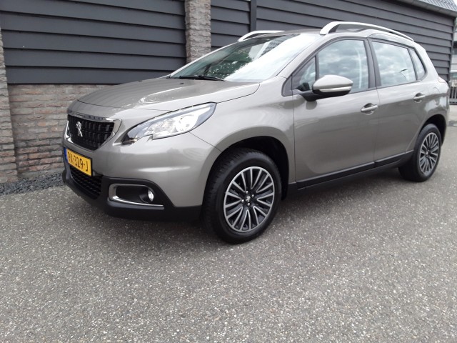 PEUGEOT 2008 1.2 PURET. BLUE LION, Auto Centrale Wageningen, Wageningen