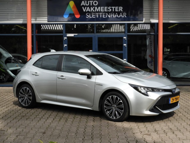 TOYOTA COROLLA 1.8 HYBRID FIRST ED. CAMERA ADAPT CRUISE, Garage Slettenhaar Harfsen, Harfsen