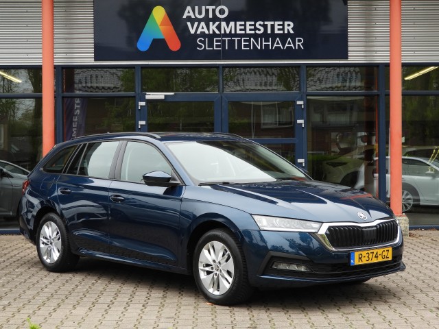 SKODA OCTAVIA 1.0 e-TSI Business Edition Automaat Carplay/Digitaal/Keyless, Garage Slettenhaar Harfsen, Harfsen