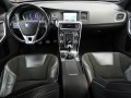 VOLVO V60 2.0 T3 R-DESIGN / STANDKACHEL / TREKHAAK, Garage Slettenhaar Harfsen, Harfsen