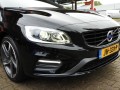 VOLVO V60 2.0 T3 R-DESIGN / STANDKACHEL / TREKHAAK, Garage Slettenhaar Harfsen, Harfsen