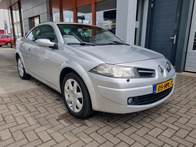 RENAULT MEGANE 2.0-16V TECH LINE, Autobedrijf van Gurp, Wijhe