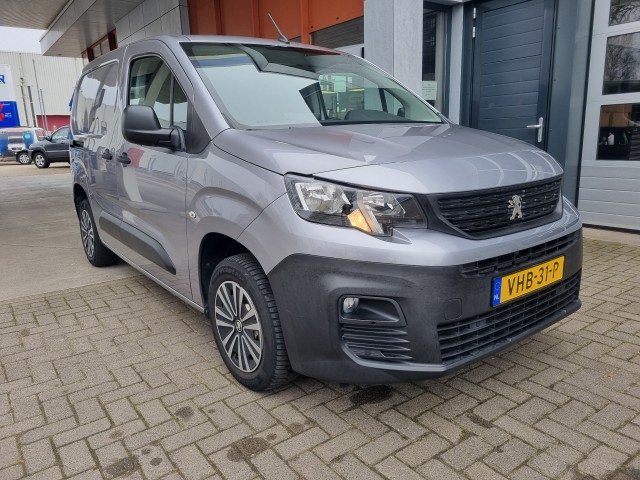 Peugeot Partner - 1.5 BLUEHDI PRO
