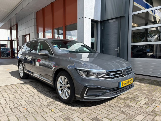 Volkswagen Passat - 1.4 TSI PHEV GTE BNS