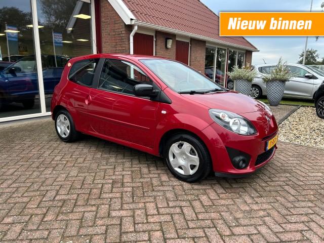 RENAULT TWINGO 1.2-16V NIGHT & DAY PRACHTIGE AUTO! AIRCO/CRUISE/TREKHAAK/ENZ. , Autobedrijf Boersma, Walterswald