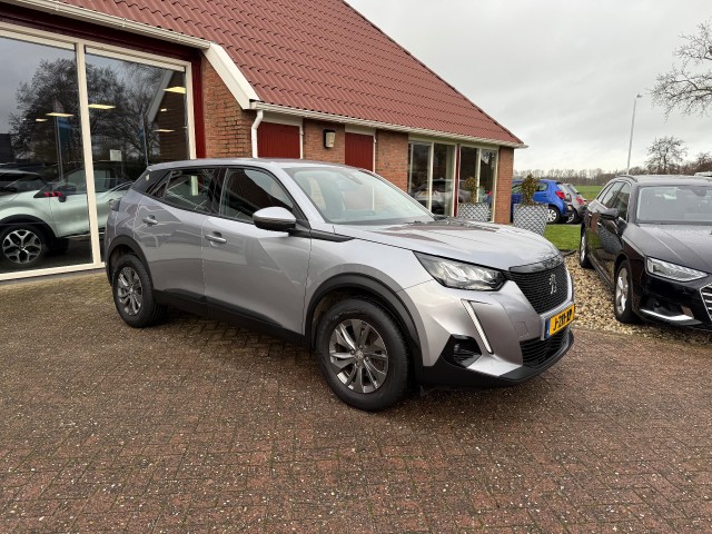 PEUGEOT 2008 1.2 PURE TECH BLUE LEASE ACTIVE SLECHTS 48.493 KM!!, Autobedrijf Boersma, Walterswald