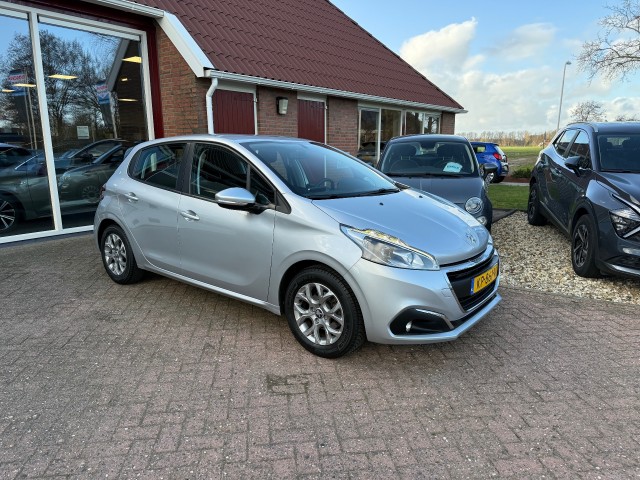 PEUGEOT 208 1.2 PURETECH BLUE LION 5-DRS SLECHTS 59.362 KM! 1e EIGENAAR, Autobedrijf Boersma, Walterswald