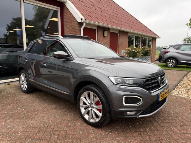 VOLKSWAGEN T-ROC 2.0 TSI 4MOTION SPORT IQ Light/Panoramadak/Trekhaak/Camera, Autobedrijf Boersma, Walterswald