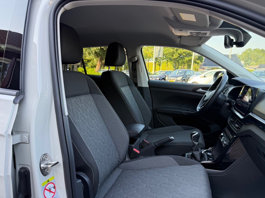VOLKSWAGEN, T-CROSS