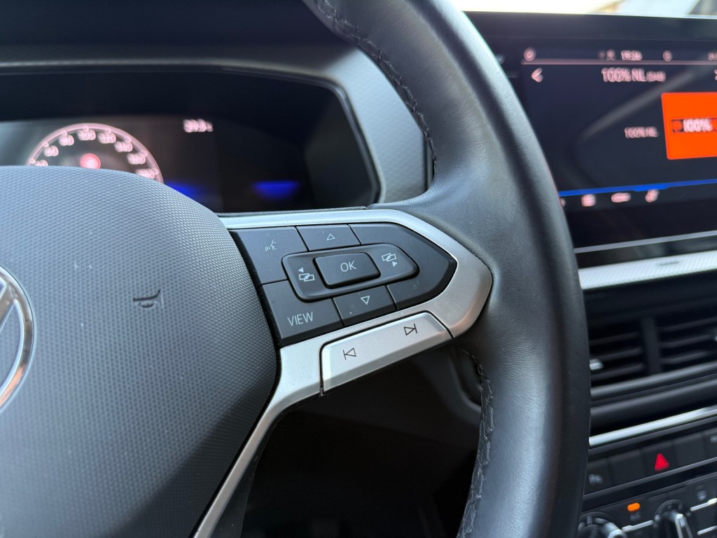 VOLKSWAGEN, T-CROSS