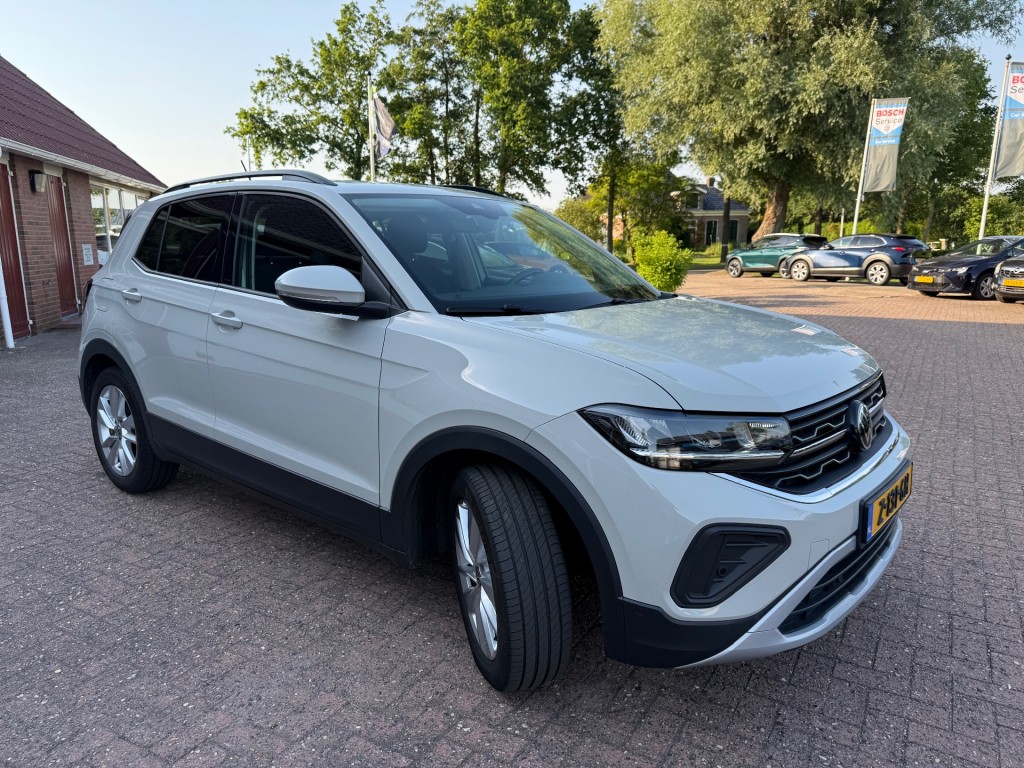 VOLKSWAGEN, T-CROSS