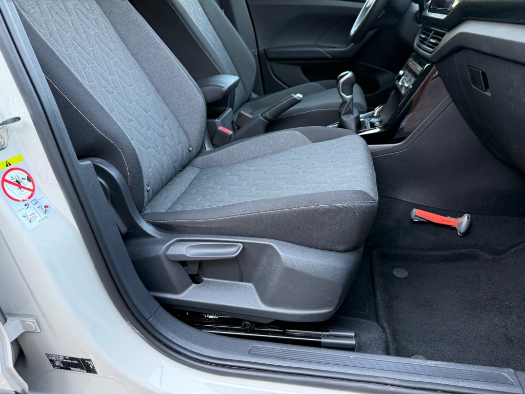 VOLKSWAGEN, T-CROSS