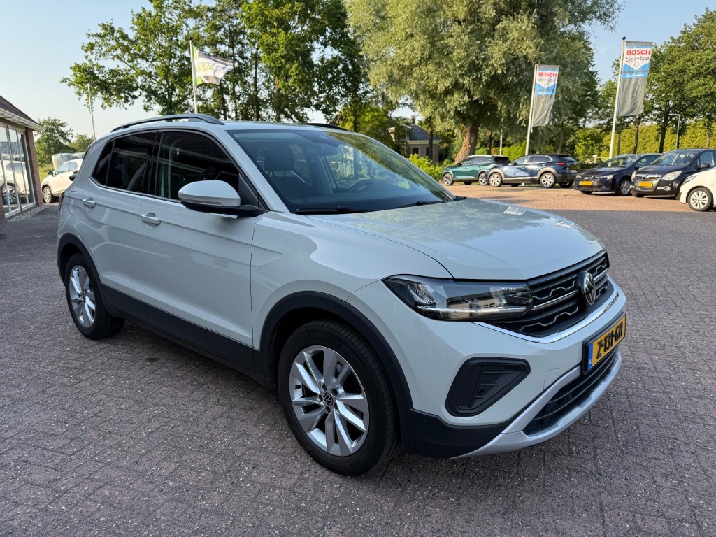 VOLKSWAGEN, T-CROSS