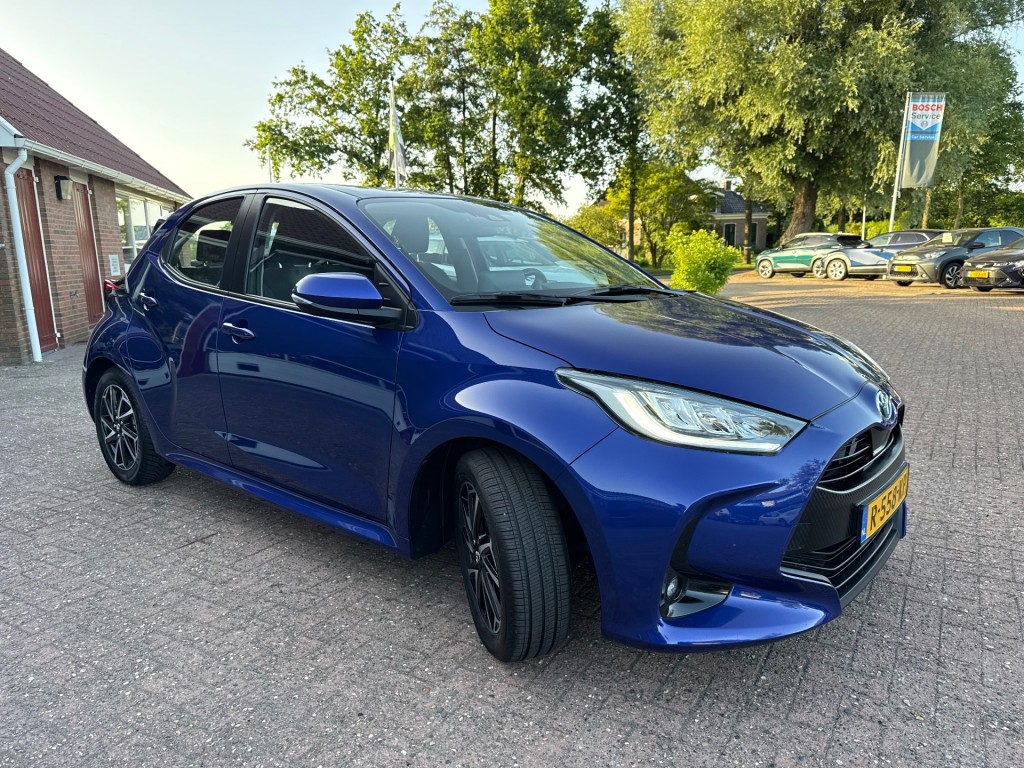 TOYOTA, YARIS