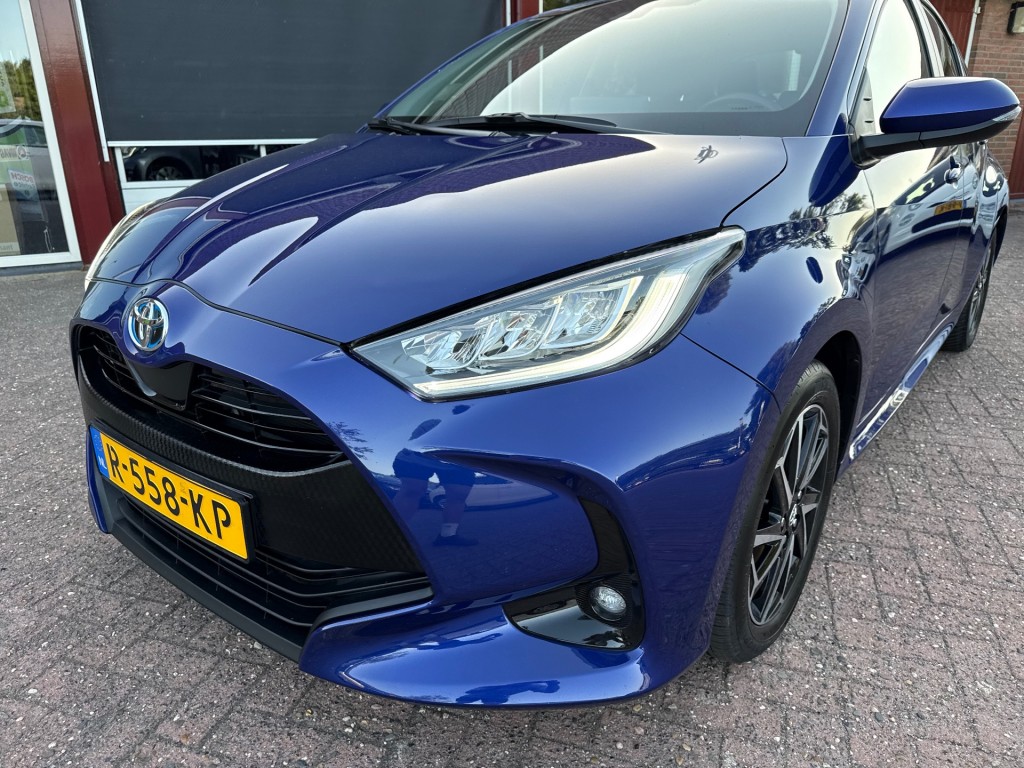 TOYOTA, YARIS