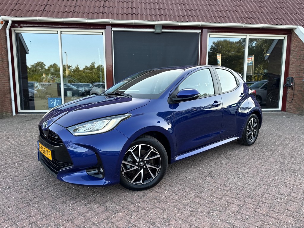 TOYOTA, YARIS