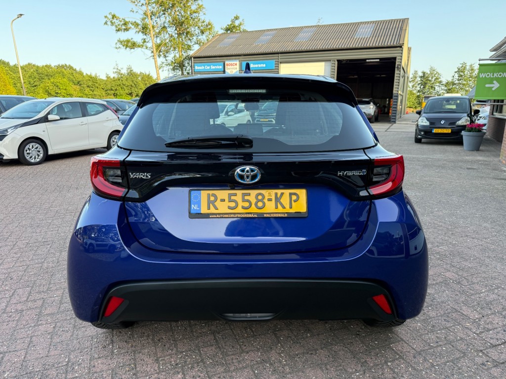 TOYOTA, YARIS