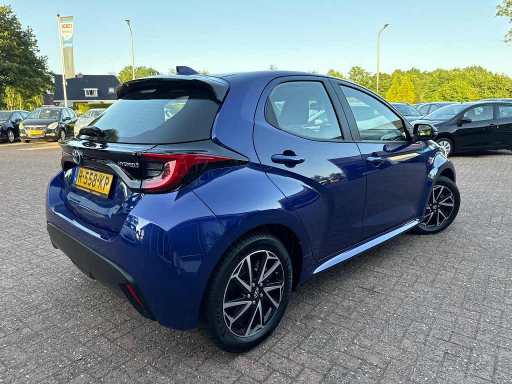 TOYOTA, YARIS