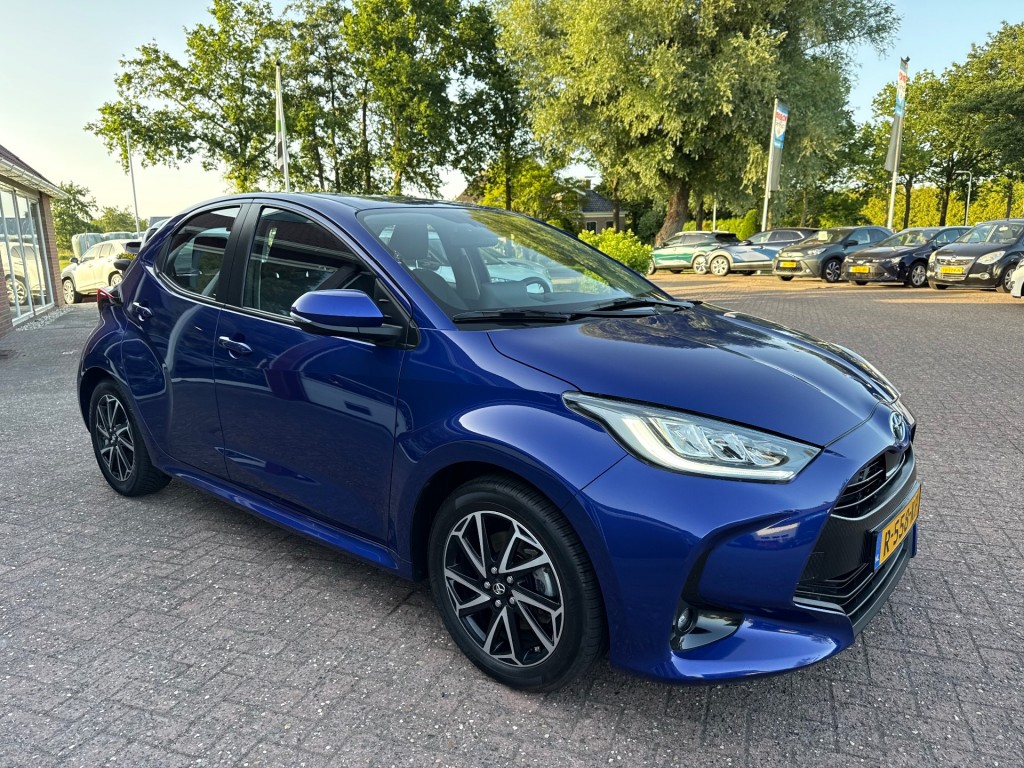 TOYOTA, YARIS