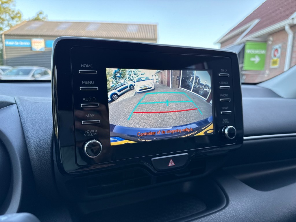 TOYOTA, YARIS