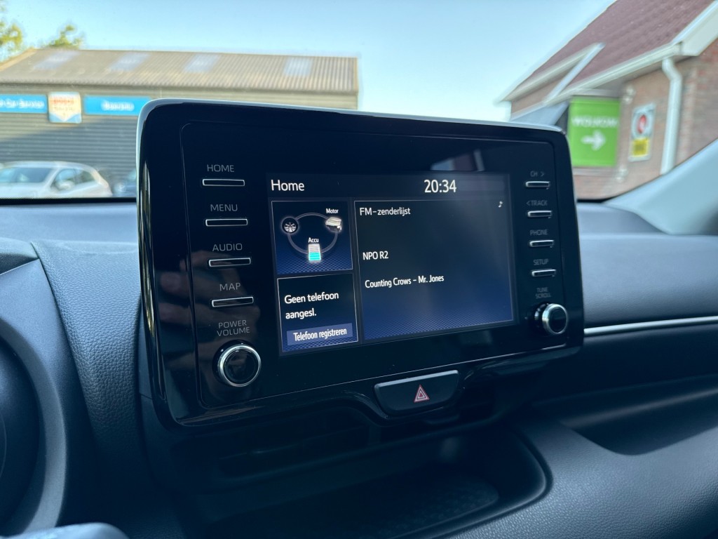 TOYOTA, YARIS
