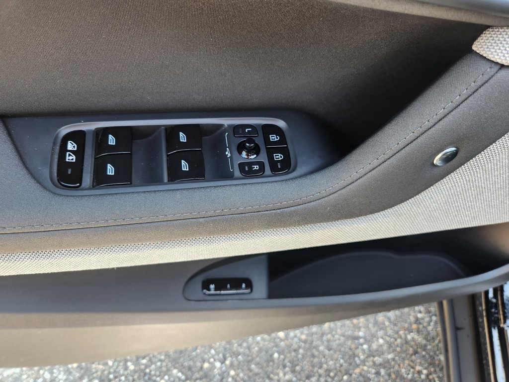 POLESTAR, 2