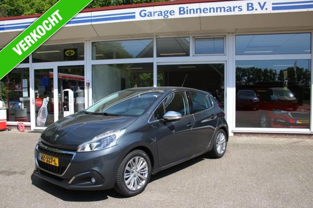 PEUGEOT 208 1.2 PureTech Blue Lease Executive, Garage Binnenmars, Beerzerveld
