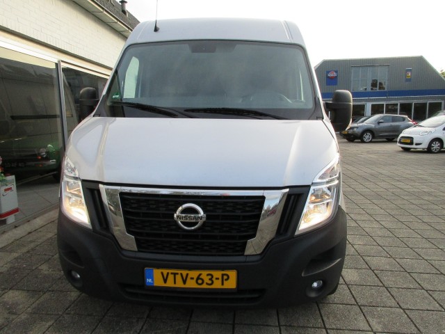 NISSAN INTERSTAR