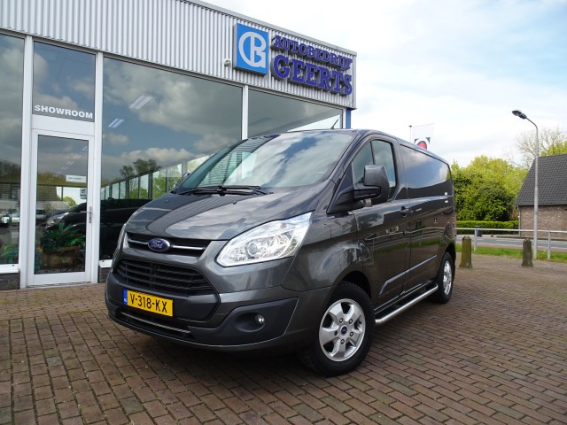 FORD TRANSIT CUSTOM L1H1 Limited 170pk Camera/Navi/Airco/Cruise/Leder/PDC/Trekhaak, Autobedrijf Geerts, Nederasselt