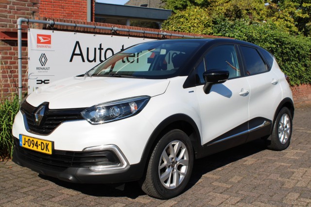 RENAULT CAPTUR TCe 130 pk Limited trekhaak/verwarmde stoelen/e.t.c., Auto ter Riet BV, Enschede