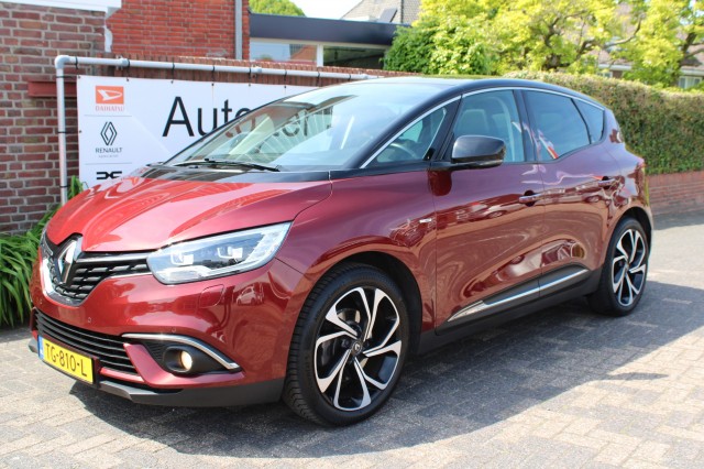 Renault Scenic - TCe 140 pk Bose AUTOMAAT met o.a winterpakket/panodak/trekhaak