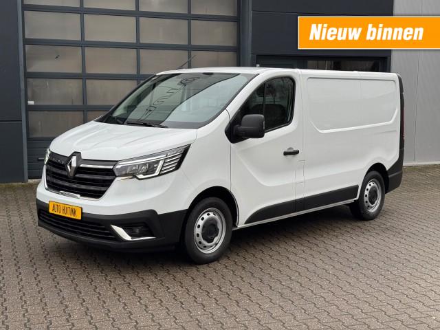 Renault Trafic - 2.0 D 130pk  L1H1 - stoelverwarming - camera - trekhaak - geen airco